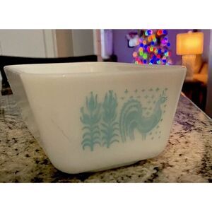 Pyrex Amish Butterprint Refrigerator Fridgie Dish &‎ Lid 1.5 Pint 502